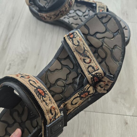 Teva | River Bed brown scorpion print outdoor hiking gorpcore sandals | MENS 10 - Picture 3 of 10
